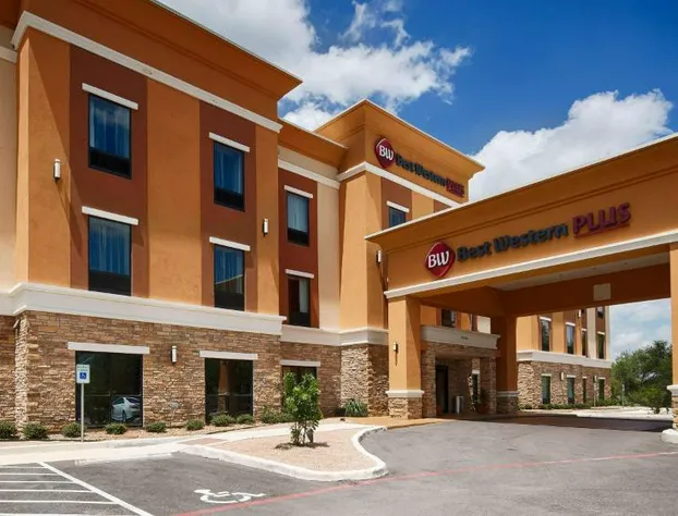 Best Western Plus Elmendorf Hotel / San Antonio Hotel hotel detail image 1