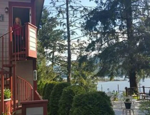 Black Bear Inn hotel detail image 3