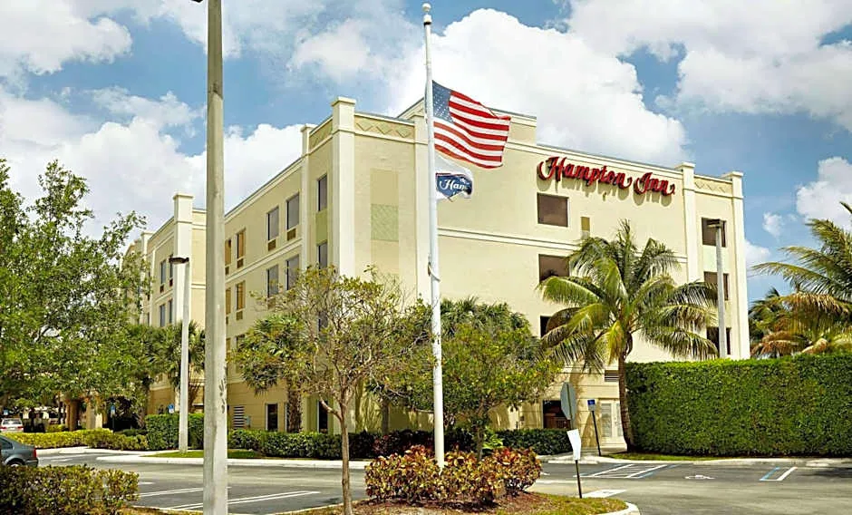 Hampton Inn by Hilton West Palm Beach Central Airport hotel hero