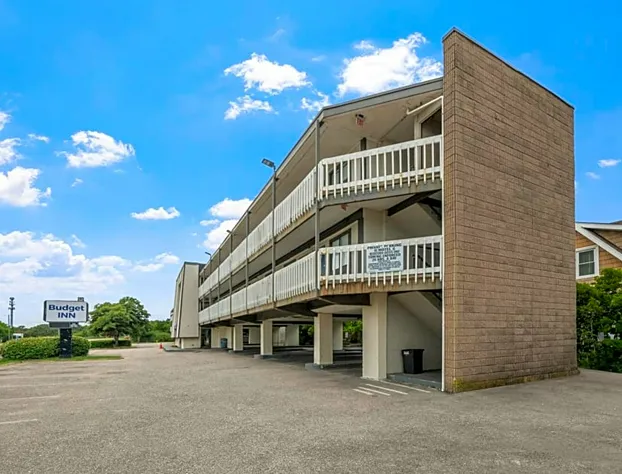 Budget Inn Norfolk Va hotel detail image 1