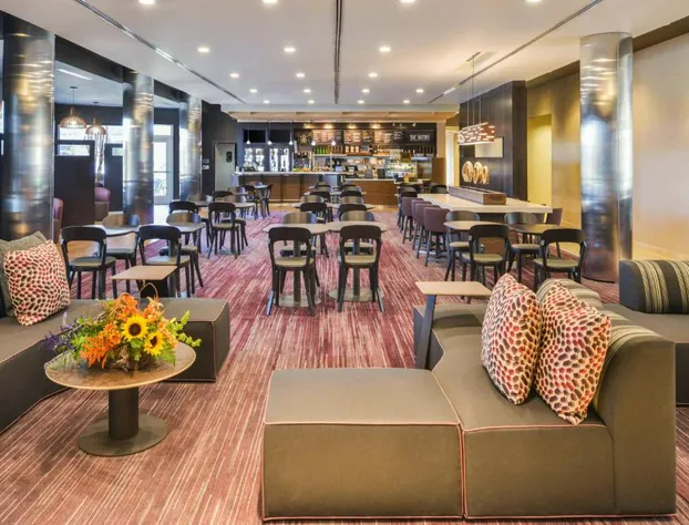 Courtyard by Marriott Columbus Grove City hotel detail image 2