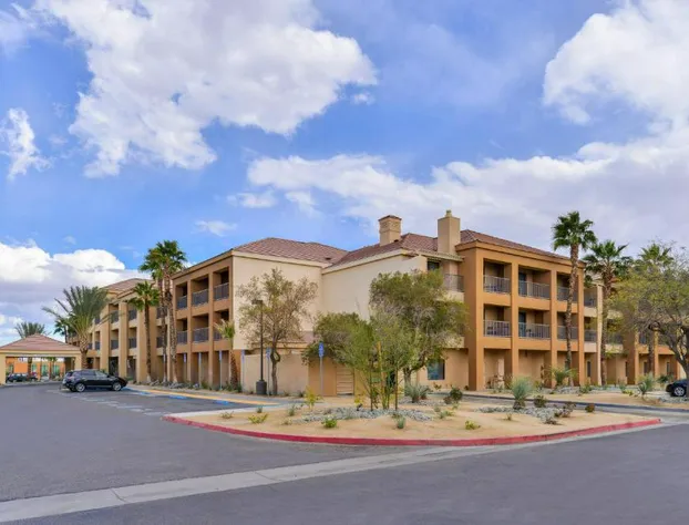 Courtyard by Marriott Palm Desert hotel detail image 2