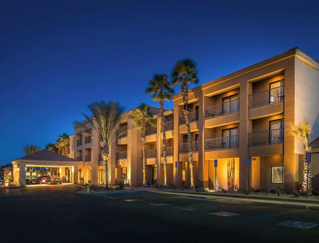 Courtyard by Marriott Palm Desert hotel detail image 1