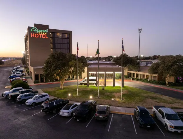 MCM Elegante Hotel and Conference Center Odessa hotel detail image 3