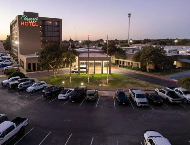 MCM Elegante Hotel and Conference Center Odessa hotel detail image 4