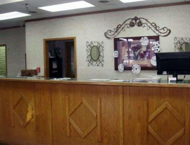 Econo Lodge Elk City hotel detail image 3