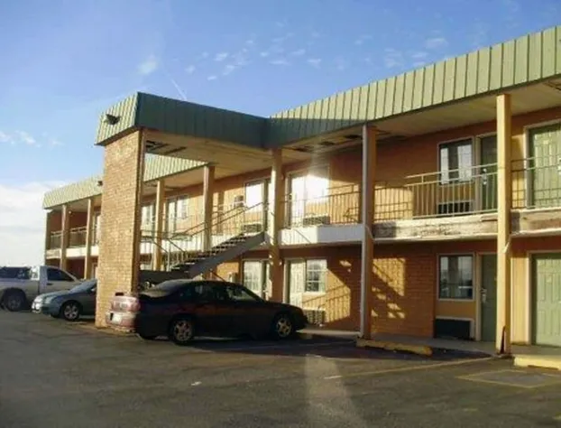 Econo Lodge Elk City hotel detail image 1