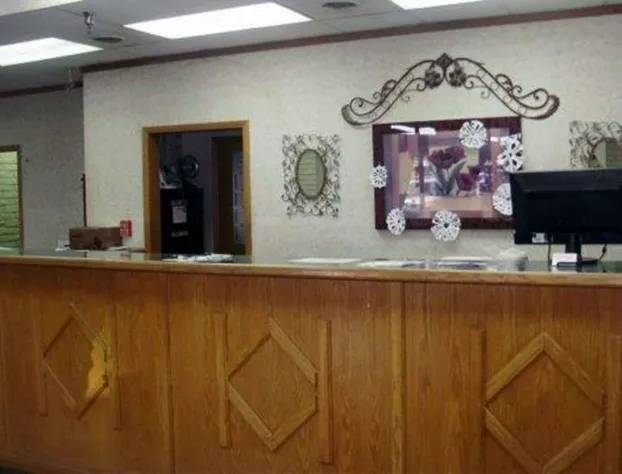 Econo Lodge Elk City hotel detail image 3