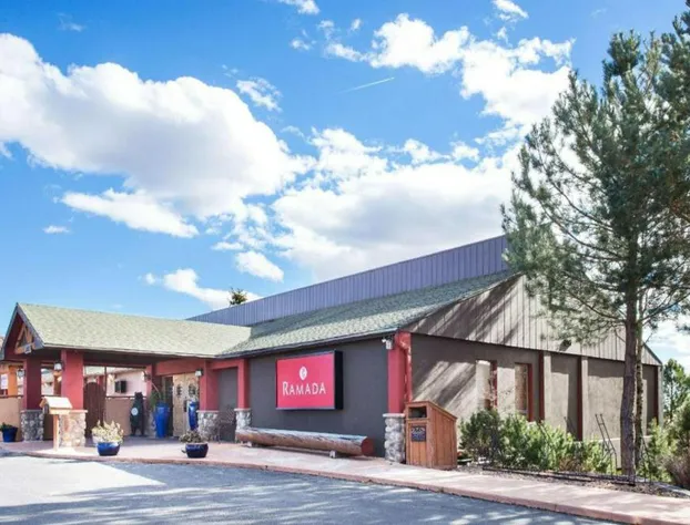 Ramada by Wyndham Monument hotel detail image 1