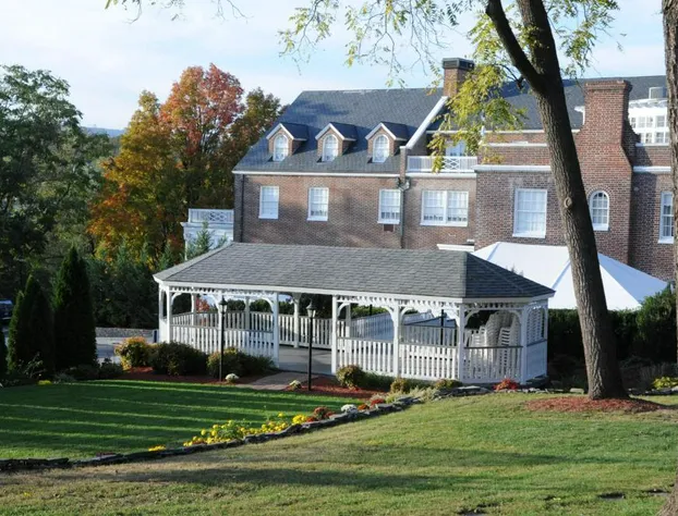 Mimslyn Inn Historic Hotels Of America hotel detail image 3