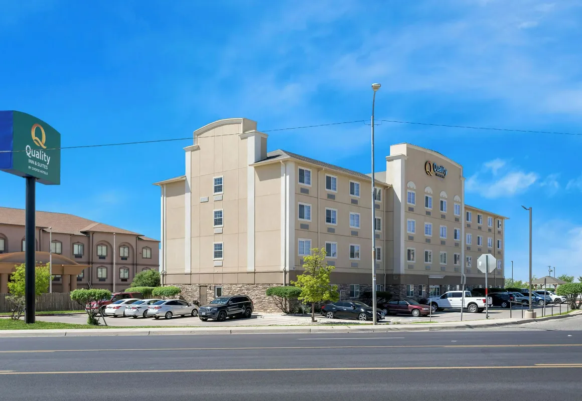 Quality Inn & Suites Big Spring hotel hero