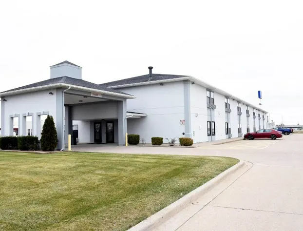 Baymont by Wyndham Morton hotel detail image 1