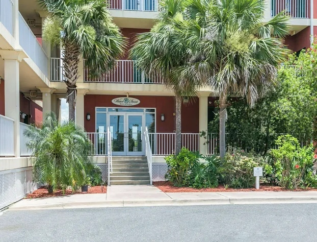 Water Street Hotel & Marina, an Ascend Collection Hotel hotel detail image 1