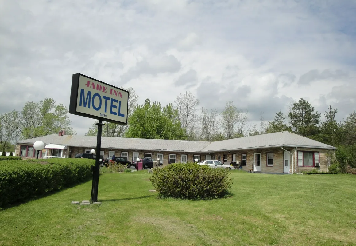 Jade Inn Motel hotel hero