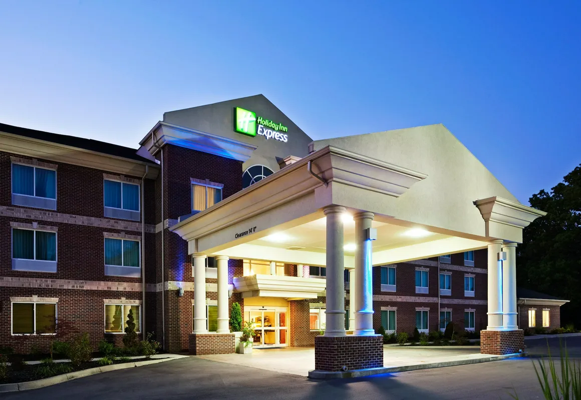 Holiday Inn Express & Suites Carrollton by IHG hotel hero