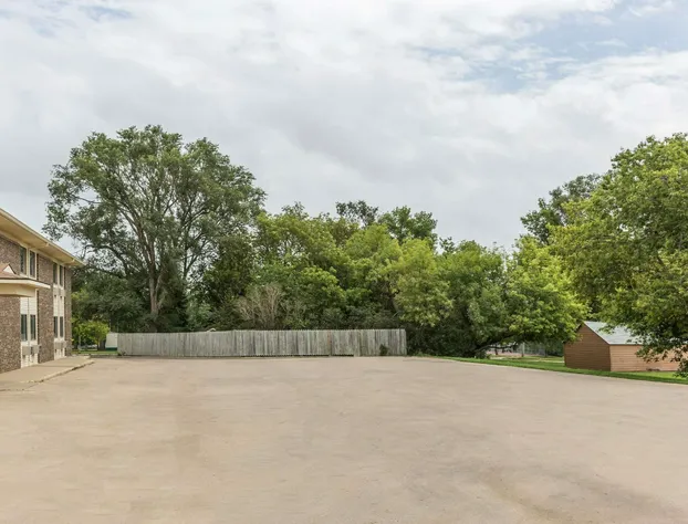 Super 8 by Wyndham Madison hotel detail image 3