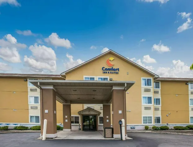 Comfort Inn & Suites Fairborn near Wright Patterson AFB hotel detail image 1