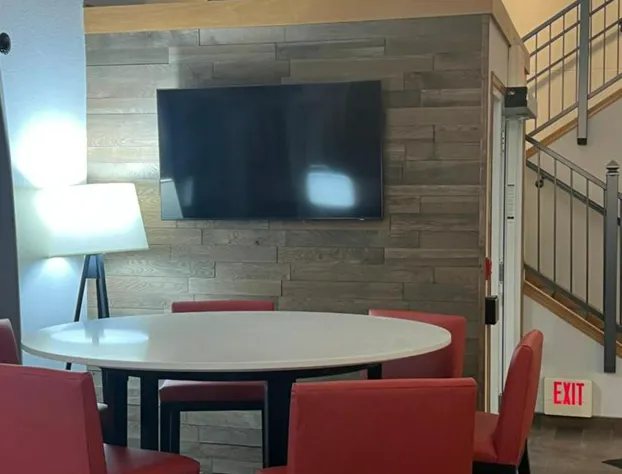 GrandStay Hotel & Suites hotel detail image 3