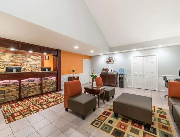 Super 8 by Wyndham Alexander City hotel detail image 3