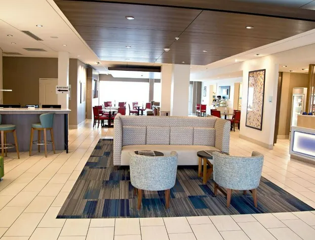 Holiday Inn Express & Suites Great Bend by IHG hotel detail image 3