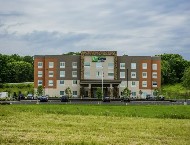 Holiday Inn Express & Suites Jamestown by IHG hotel detail image 1