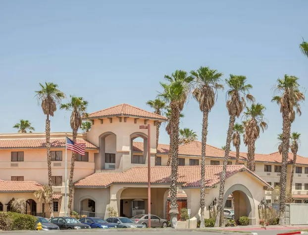 Ramada by Wyndham Barstow hotel detail image 2