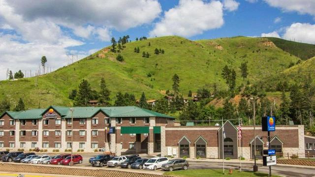 Comfort Inn & Suites Deadwood hotel detail image 2