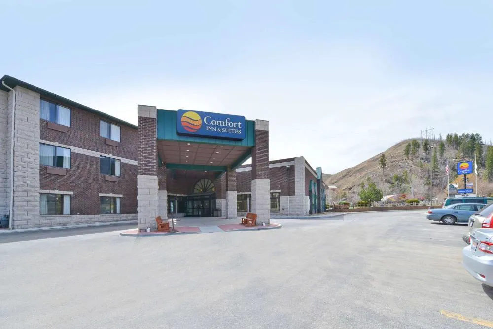 Comfort Inn & Suites Deadwood hotel hero