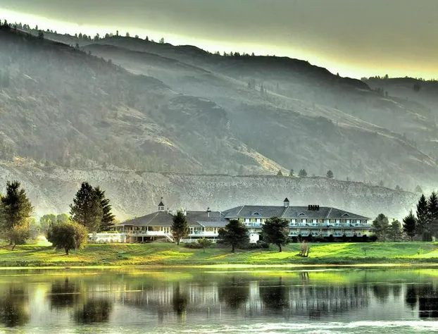 South Thompson Inn & Conference Centre hotel detail image 4