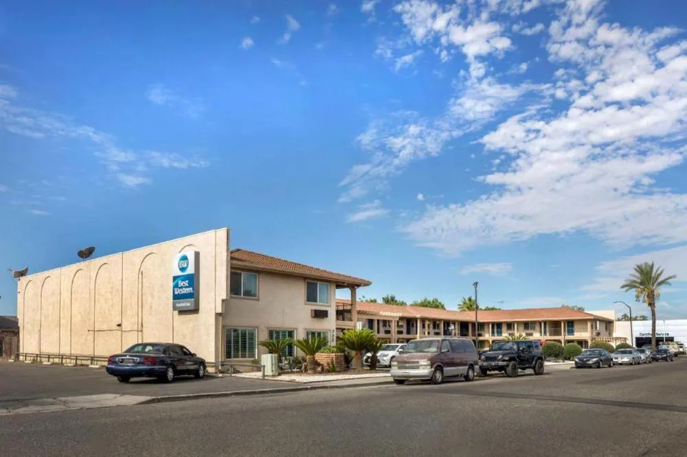 Best Western Hanford Inn hotel hero