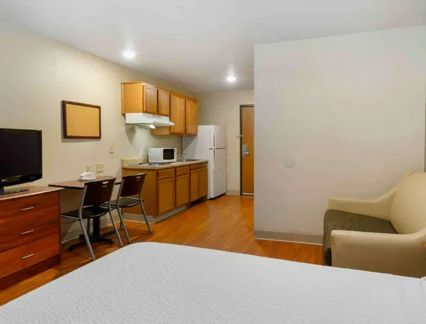 Extended Stay America Select Suites - Kansas City - South - I-49 hotel detail image 4