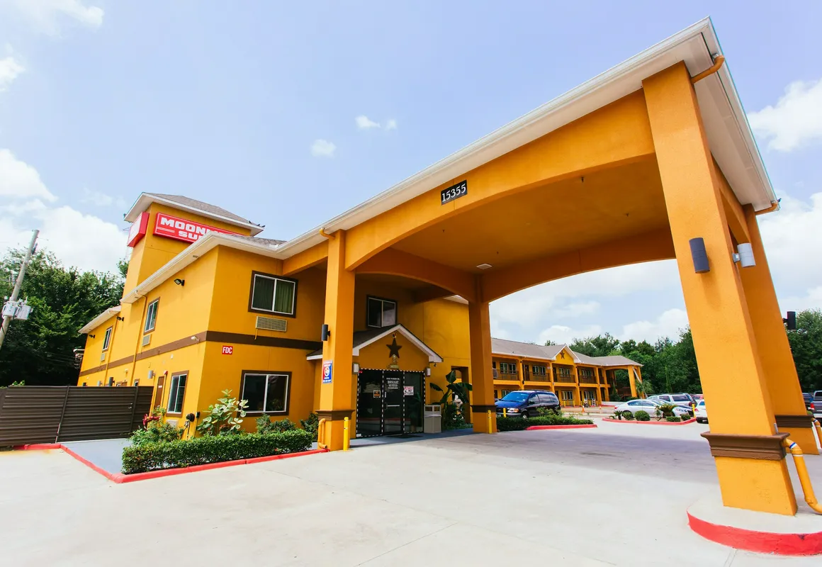 Moonlight Suites - Houston George Bush Intl Airport hotel hero