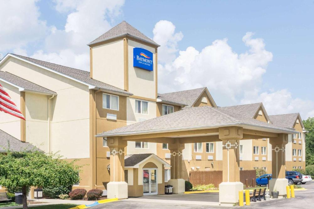 Baymont by Wyndham Piqua hotel hero