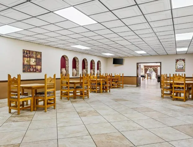 Econo Lodge Carlsbad Caverns Area hotel detail image 4