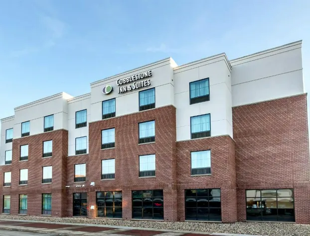 Cobblestone Inn & Suites - Waverly hotel detail image 1