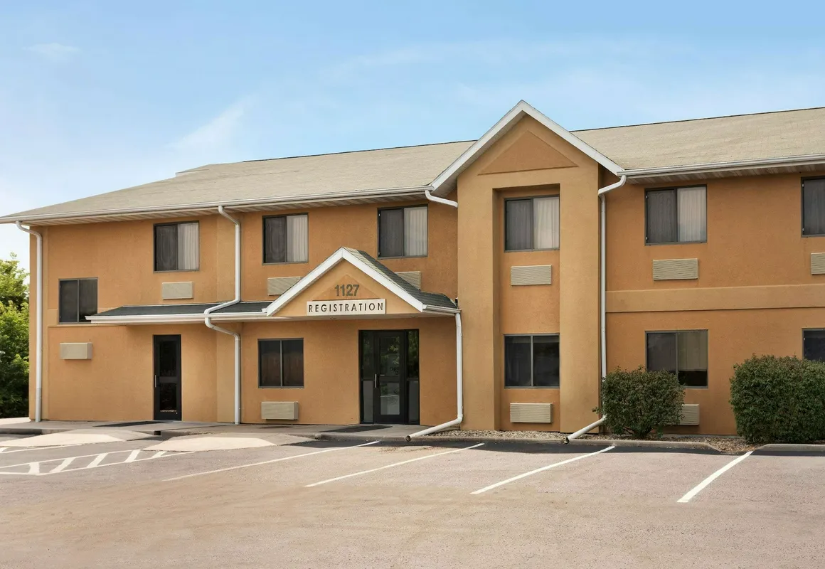 Travelodge by Wyndham Marysville hotel hero