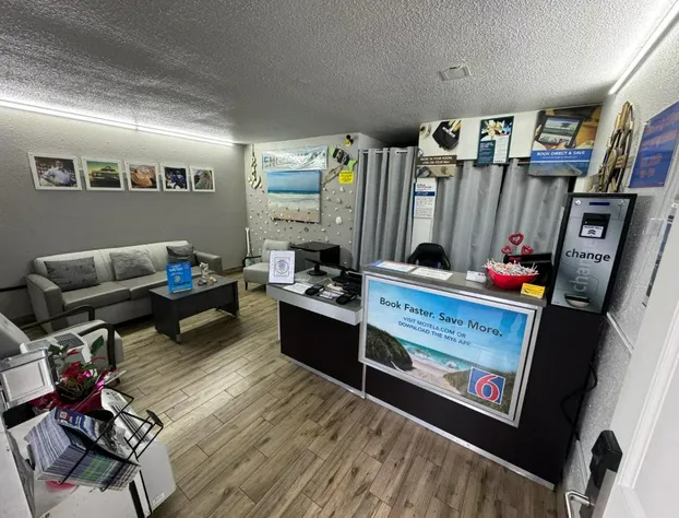 Motel 6 Englewood, FL hotel detail image 4