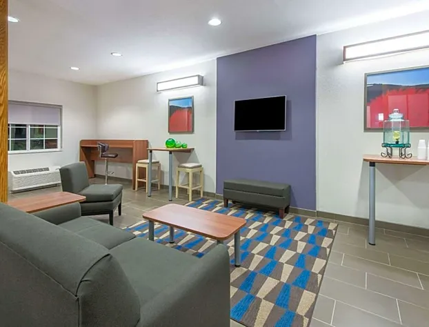 Microtel Inn & Suites By Wyndham Cadiz hotel detail image 3