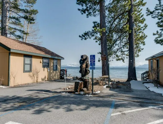 Franciscan Lakeside Lodge hotel detail image 3