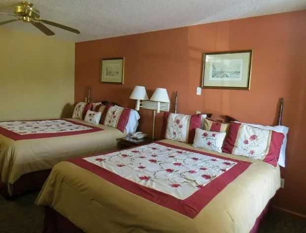 First Western Inn Caseyville hotel detail image 3