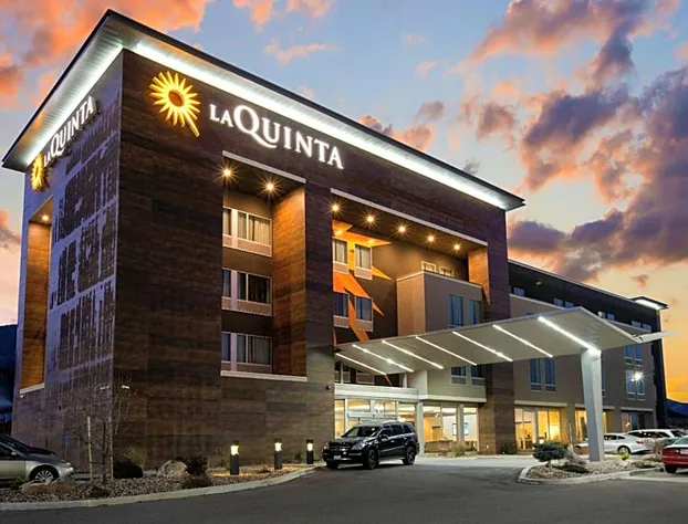 La Quinta Inn & Suites by Wyndham Cedar City hotel detail image 1