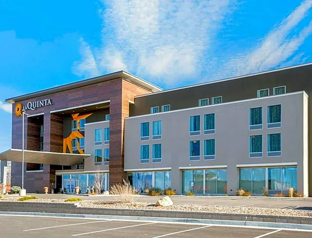 La Quinta Inn & Suites by Wyndham Cedar City hotel detail image 1