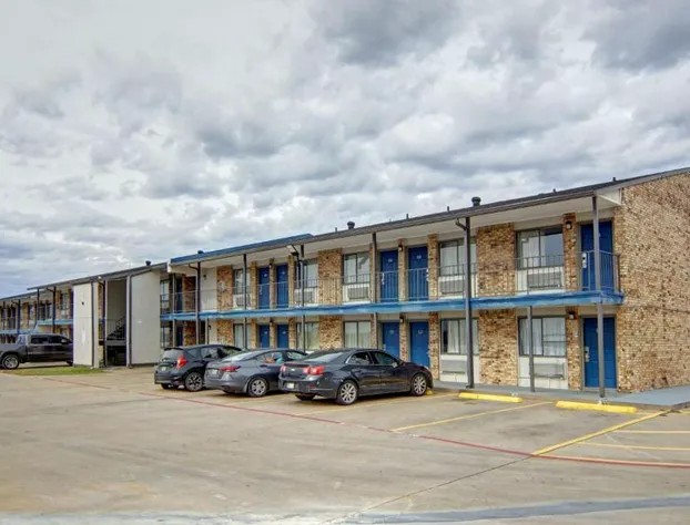 Motel 6 Red Oak, TX - Dallas hotel detail image 2