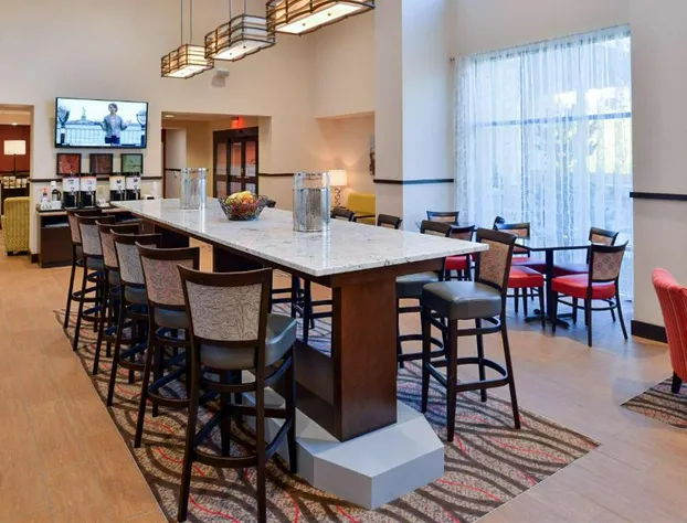 Hampton Inn & Suites California University-Pittsburgh hotel detail image 4