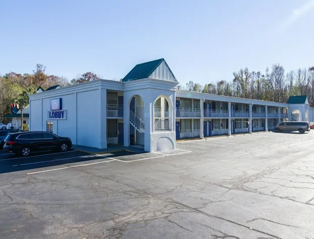 Motel 6 Townsend, GA hotel detail image 1