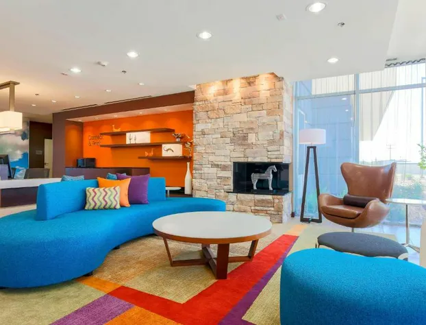 Fairfield Inn & Suites Pleasanton hotel detail image 3