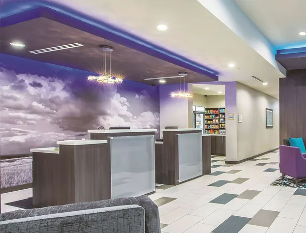 La Quinta Inn & Suites by Wyndham Enid hotel detail image 2