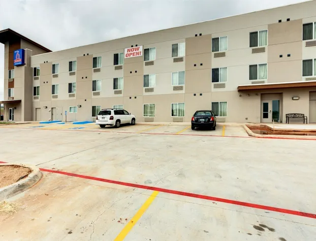 Studio 6 Sweetwater, TX hotel detail image 1