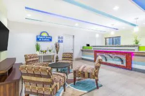 Days Inn & Suites by Wyndham Madisonville hotel detail image 1