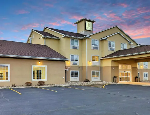 Estherville Hotel & Suites hotel detail image 2